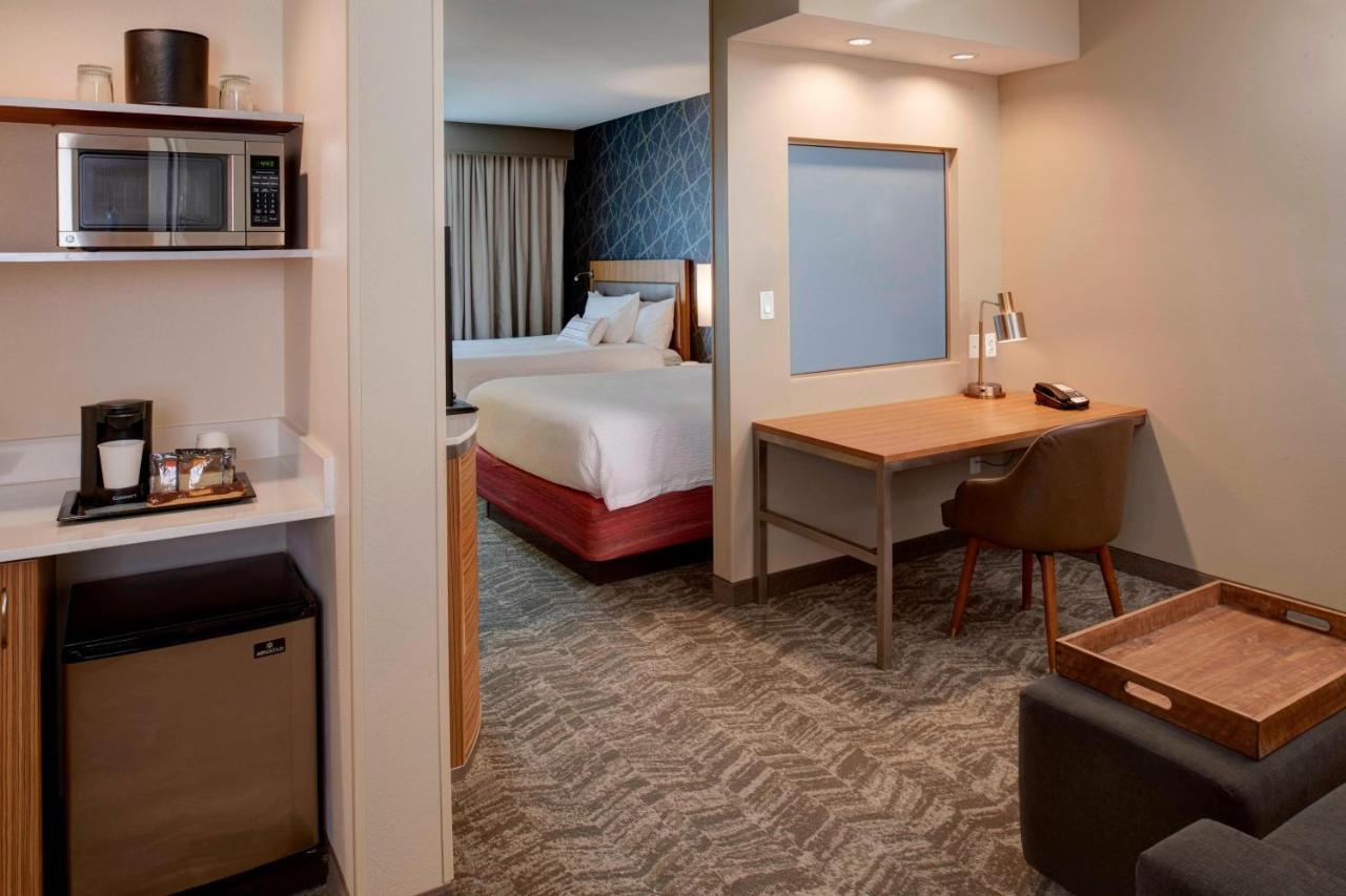 Springhill Suites St. Louis Brentwood Extérieur photo